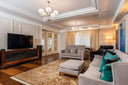 The Enchanting World of Onyx Chandeliers: Bringing Elegance