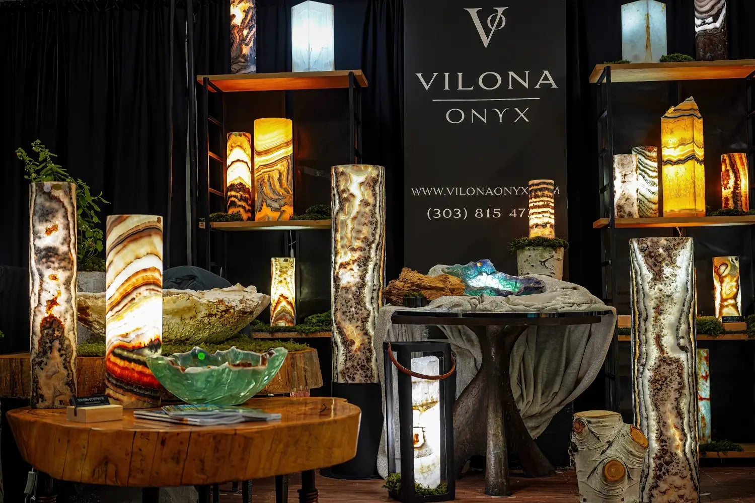 7 Ways to Incorporate Polished Onyx Lamps in Your Home Decor